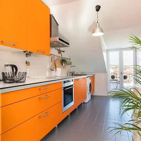 Daire Romantic Rooftop W/ River View Ac Heating *