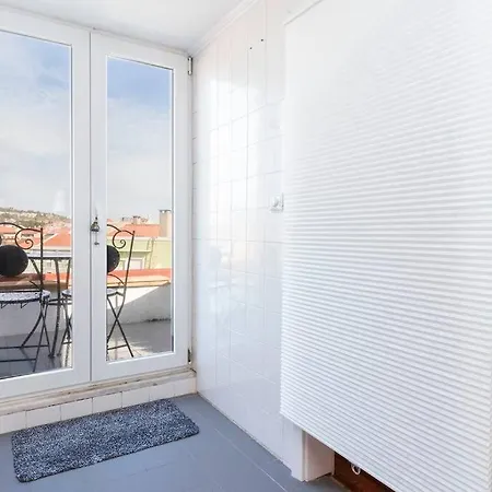 Romantic Rooftop Apart W/ River View Ac Heating