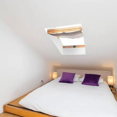 Apartment Romantic Rooftop Apart W/ River View Ac Heating Lisbon